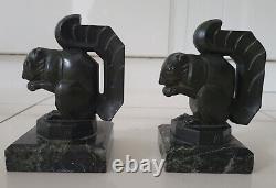 2 Sculptures Max le Veyrier écureuils c1930 art déco serre livres, Poids 2,67kg