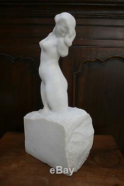 Amédéo GENNARELLI Femme nue Sculpture en marbre de Carrare Art Déco