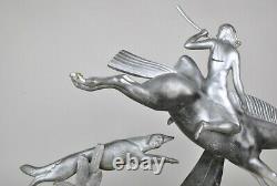 Amazone à l'Olifant, Sculpture Art Déco, XXème Siècle