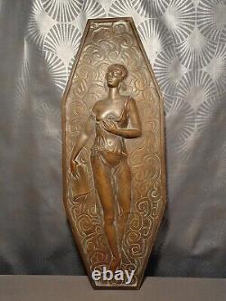 Ancien bas relief plaque en bronze art deco sculpture femme 2 faces différentes