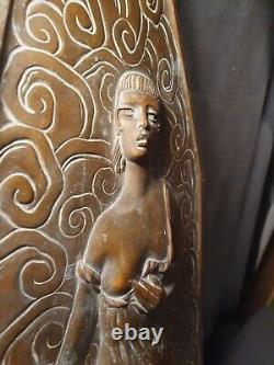 Ancien bas relief plaque en bronze art deco sculpture femme 2 faces différentes