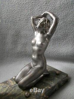 Ancien lampe veilleuse art deco 1930 1950 sculpture femme nue pin-up globe vase