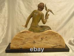 Ancienne Sculpture Art Deco Statue Femme A L Oiseau Metal D'art