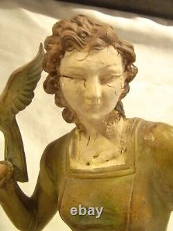 Ancienne Sculpture Art Deco Statue Femme A L Oiseau Metal D'art