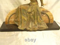 Ancienne Sculpture Art Deco Statue Femme A L Oiseau Metal D'art