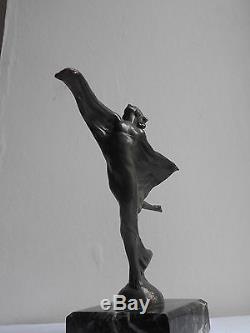 Ancienne Sculpture Statuette Mascotte Art Deco Envol signee MAX LEVERRIER