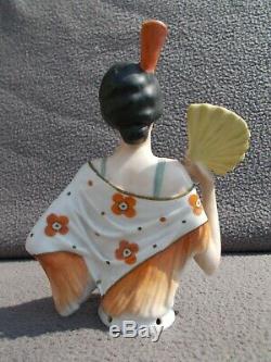 Ancienne demi figurine femme art deco 1920 sculpture en porcelaine half doll 20s