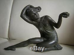 Ancienne sculpture femme art deco 1930 statuette en regule vintage statue woman