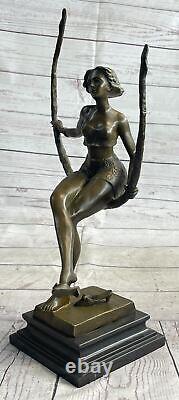 Art Déco Sculpture Adorable Fille Jeu Swing Autonome Bronze Statue Cadeau Ouvre