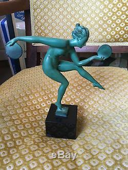Art Deco sculpture by Derenne, the Disk Dancer, a LeVerrier edition Femme Nue