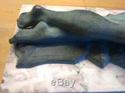 Art déco années 30 Sculpture femme nue au bouc signé Limousin régule & marbre