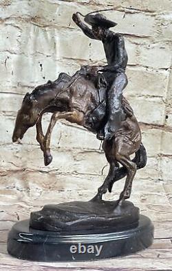 BRONCO Buster Par Remington Bronze Sculpture Art Déco Fonte Figurine Statue