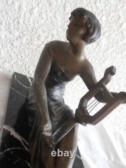 Belle Sculpture Art Deco 1920 Sur Marbre Femme Musicienne Woman Musician Lyre