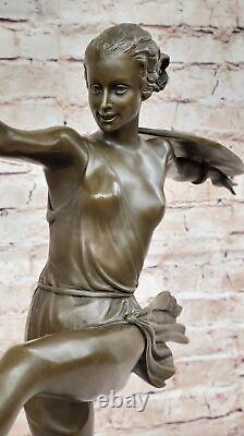 Bronze Art Déco Amazone Signée Femme Fille Femelle Guerrier Fonte Sculpture Deal