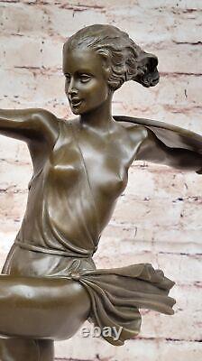 Bronze Art Déco Amazone Signée Femme Fille Femelle Guerrier Fonte Sculpture Deal