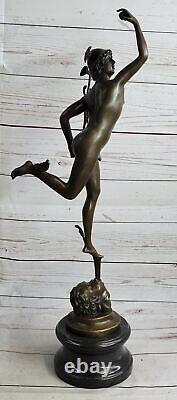 Chair Flying Bronze Statue Marbre Sculpture Art Déco Romain Mythique Solde