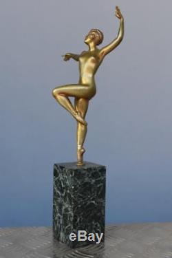 Danseuse en bronze Art déco patine verte 1930
