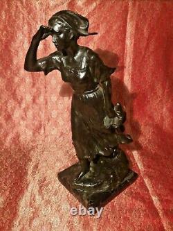 Femme Breton. Sculpture En Bronze. Gabriel Bechini. Espagne. Vers 1920