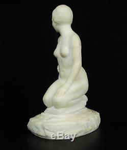G Zannini jeune femme nue à genoux Sculpture art déco 31 cm en marbre blanc 1930