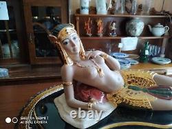 Grande Sculpture Nadal Nude Cléopâtre Art Déco Décoration à la Main Avec Or