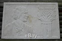 Grande plaque, bas-relief, en marbre blanc, art-déco, 1935 CAPDEROQUE