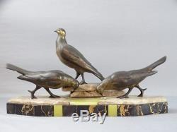 Jolie sculpture Art Déco vers 1930 groupe de pigeons G. Arisse