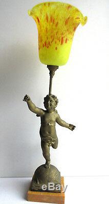Lampe de table, sculpture angelot sur marbre + tulipe Clichy pâte de verre jaune