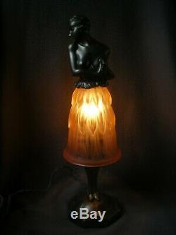 Paire de lampe veilleuse art deco statue femme erotique sculpture lamp figurine