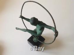 SCULPTURE ART DECO (LA DANSEUSE AU CERCEAU) SIGNE BRIAND / M BOURAINE