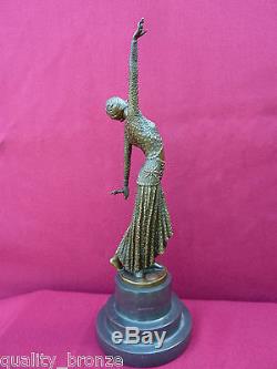 SUPERB ART DECO, BRONZE, FOOTSTEPS SIGNED D. H. Chiparus STATUE FIGURE SCULPTURE