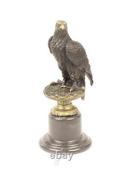 Sculpture Aigle Art déco en bronze sur un marbre noir D'après Milo