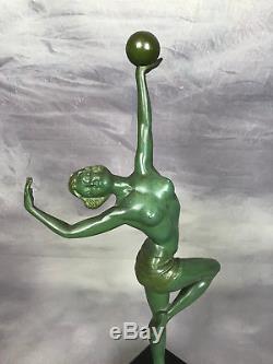 Sculpture Art Déco (1920-1930) Signée Leste (la Danseuse Au Ballon) 26 CM