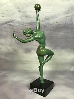 Sculpture Art Déco (1920-1930) Signée Leste (la Danseuse Au Ballon) 26 CM