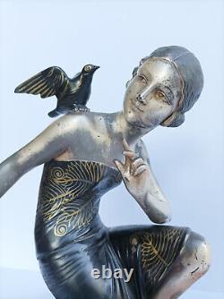 Sculpture Art Déco par Uriano Femme et fillette aux oiseaux