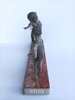 Sculpture Art Déco par Uriano Femme et fillette aux oiseaux