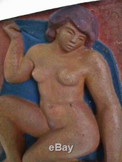 Sculpture Bas relief Terre cuite ART DÉCO Femme Style Maillol, à identifier