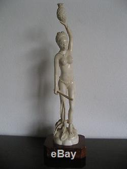 Sculpture Ecole Belge Signée R. Nicolas Vers 1930 Art Déco