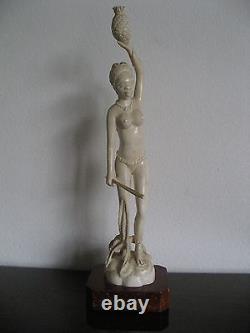 Sculpture Ecole Belge Signée R. Nicolas Vers 1930 Art Déco