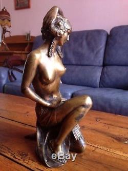Sculpture Femme Art-déco régule