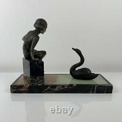 Sculpture Sujet en régule Uriano Ugo Cipriani Enfant et le cygne Art Deco French