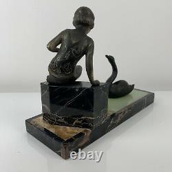 Sculpture Sujet en régule Uriano Ugo Cipriani Enfant et le cygne Art Deco French