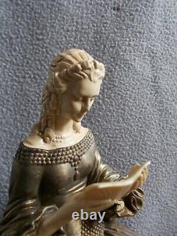 Sculpture art deco R. LULLIER statue femme élégante au chien levrier statuette