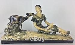 Sculpture art deco authentique 1930 signée D'après A Gori femme et biche