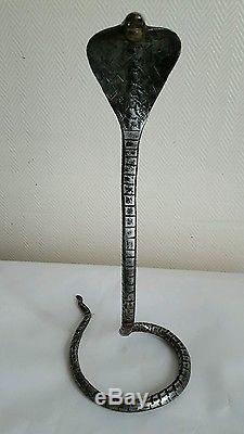 Sculpture de cobra, pied de lampe art déco en fer forgé Edgar Brandt