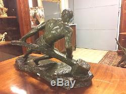 Sculpture en bronze 1930 Art-déco signée Le Faguays