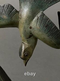 Sculpture en bronze signée TIT Art déco décor d'oiseau sur marbre gris H5254