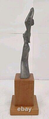 Serre livres sculpture aluminium zinc femme trophee no bronze style Art deco