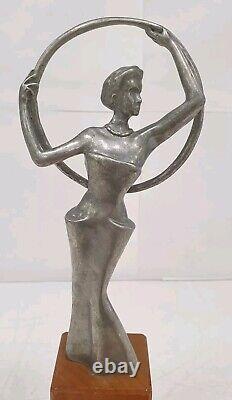 Serre livres sculpture aluminium zinc femme trophee no bronze style Art deco