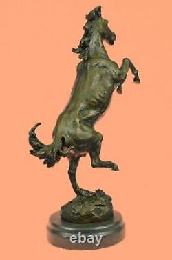 Signée Art Déco Élevage Cheval Racing Bronze Figurine Sculpture Décoratif
