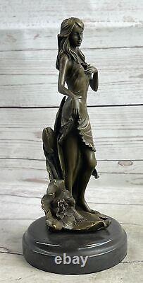 Signée Moreau Beau Lys Fille Avec / Fleur Bronze Sculpture Statue Art Deco